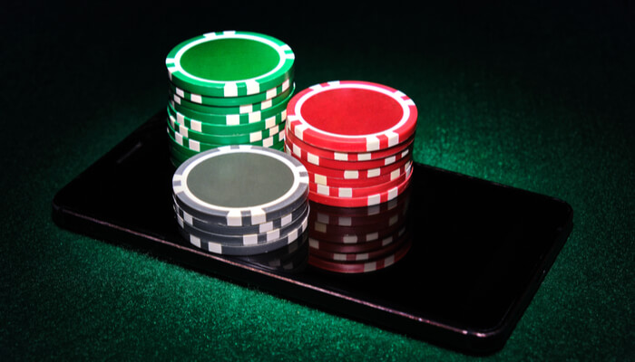 What are online casino slots?